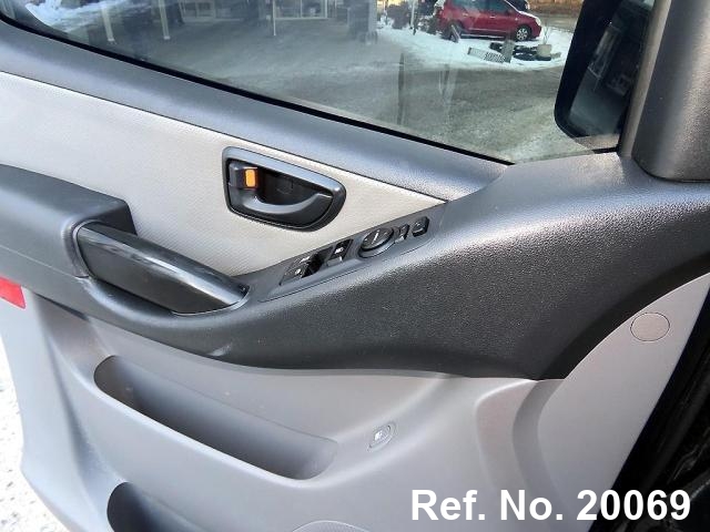  Hyundai / Grand Starex Stock No. 20069